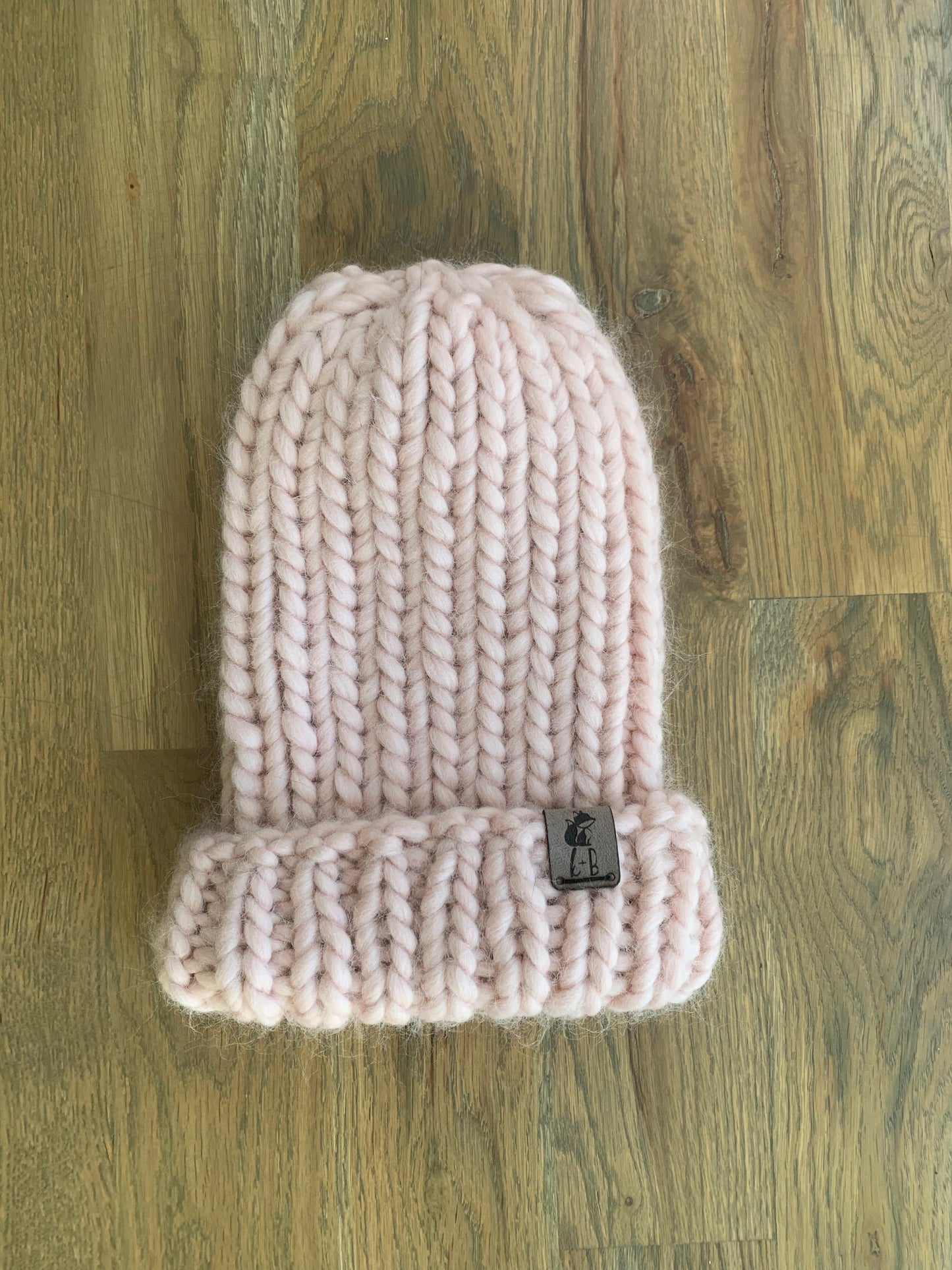 Aspen Beanie - in Cameo Rose